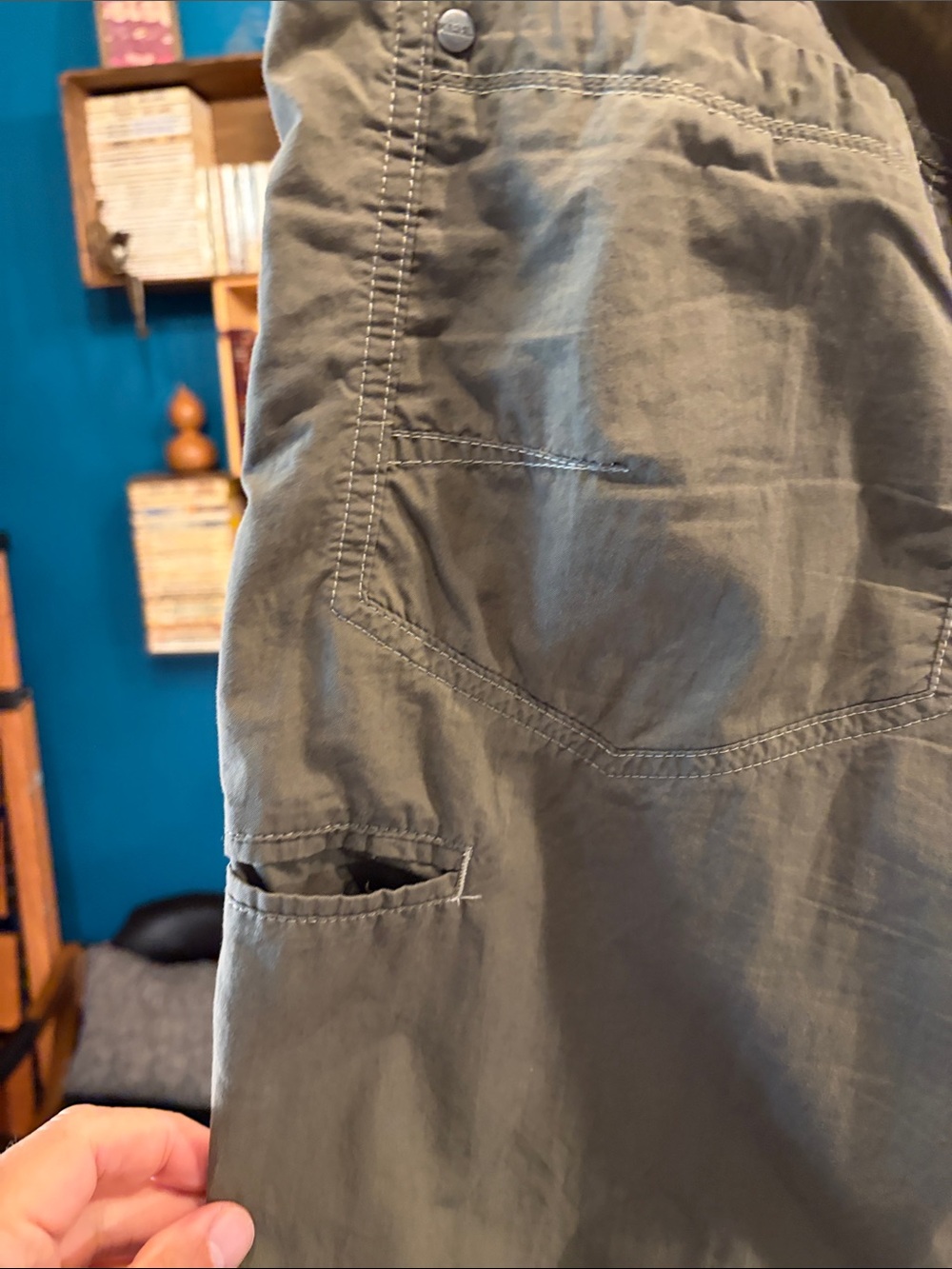 Kuhl Men's Olive Green Outdoor Pants - Picture 6 of 6